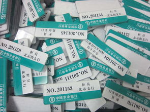 恒发胸牌厂 璀璨水晶工艺品与舒适记忆枕产品全览